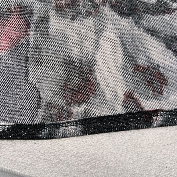 Chico’s 1 M Black Silver Metallic Red Burgundy Floral Quarter Sleeve Sweater - Picture 11 of 11